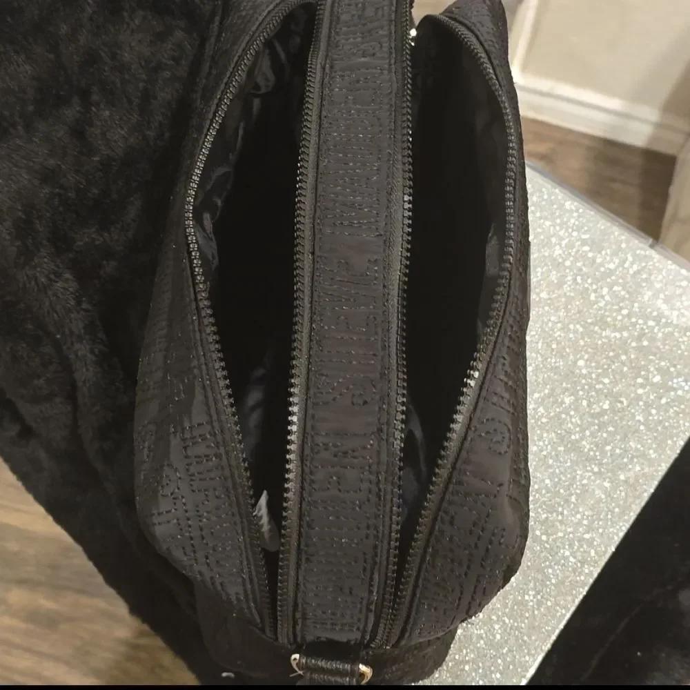 Steve Madden Logo‎ Embossed Double Zip Quilted Cosmetic Case